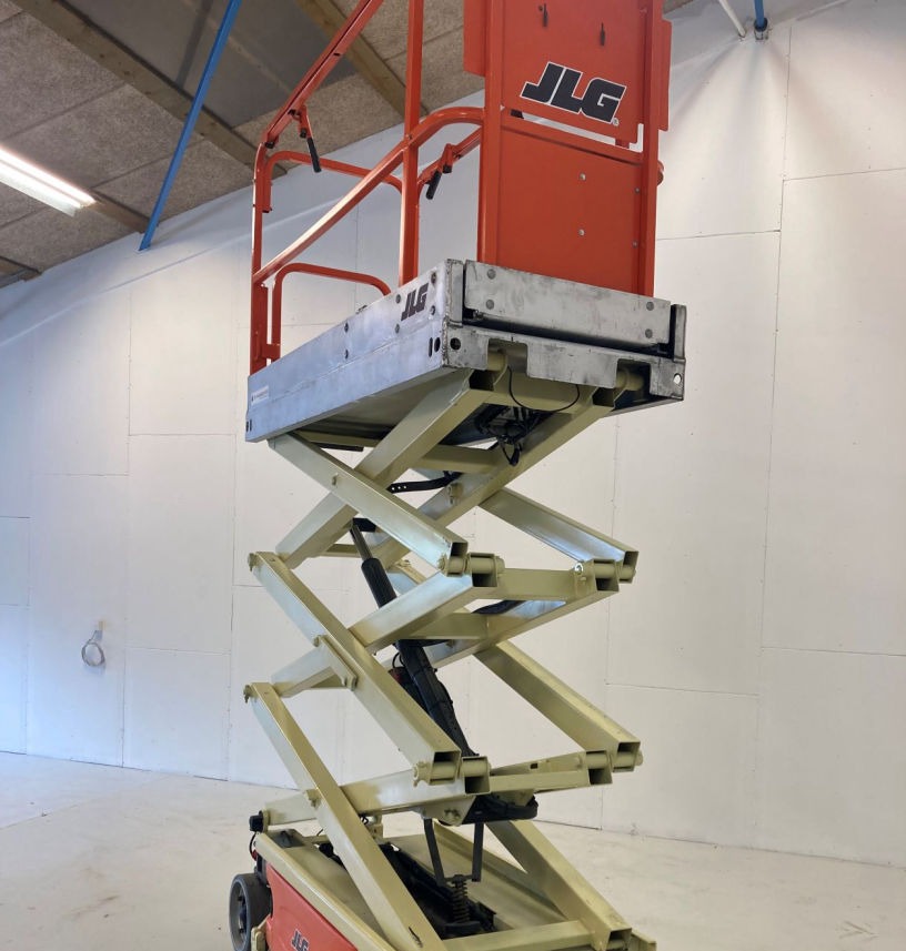 JLG sakselift 1930ES | TRT Maskiner