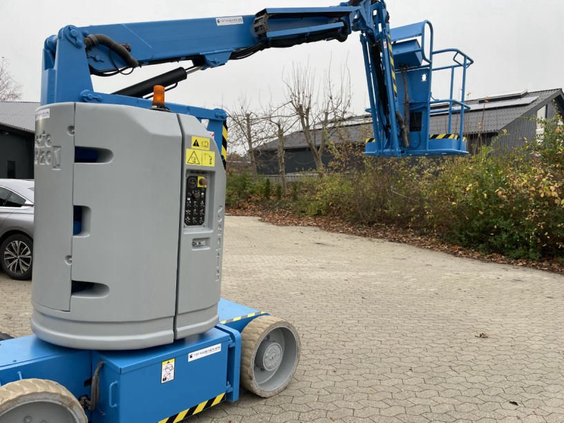 Genie Z30/20N | TRT Maskiner